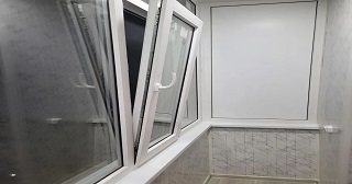 Пластиковые окна на лоджию Переславль-Залесский цена от 9768 руб. м/п. за 50 часов