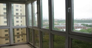 Панорамное остекление лоджии Переславль-Залесский цена от 11 тыс. руб. м/п.